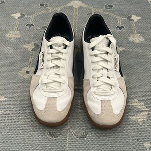 White and black Puma Palermo sneakers